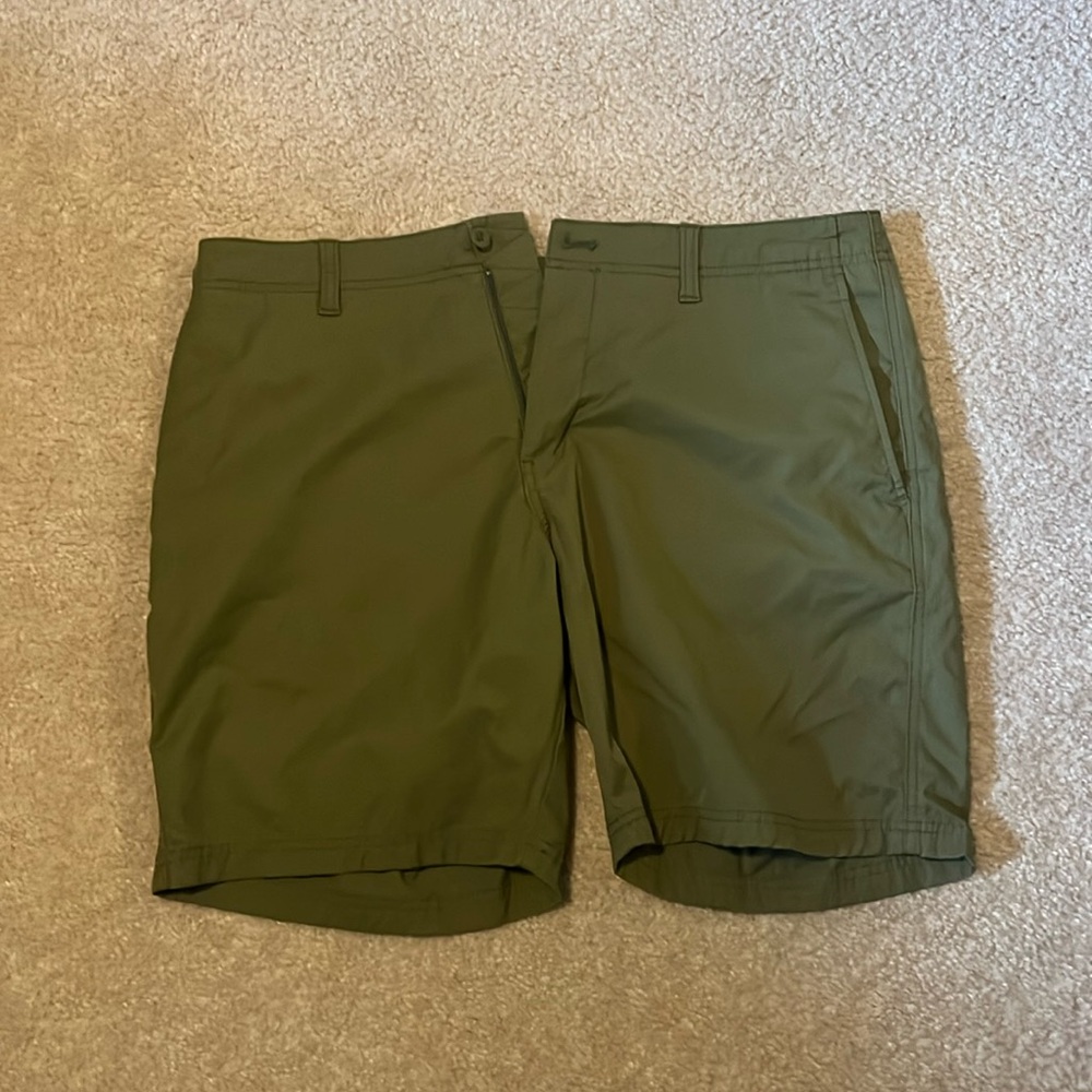 Duckhead 8” Harbor Performance Short; 36; Olive